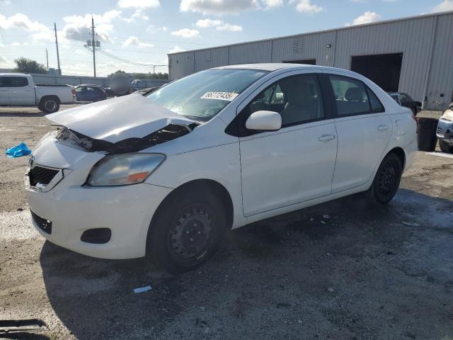  TOYOTA YARIS 2012 White