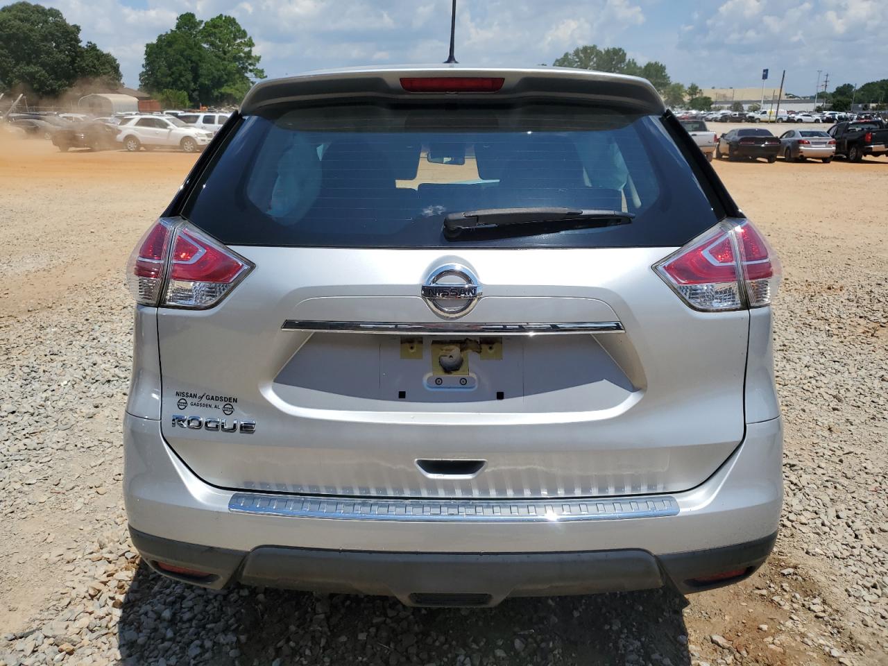 2016 Nissan Rogue S VIN: JN8AT2MT5GW020347 Lot: 65089185