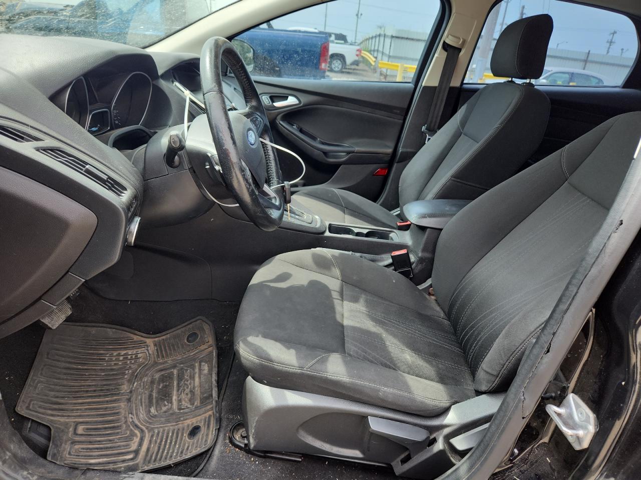 2016 Ford Focus Se VIN: 1FADP3F21GL398549 Lot: 65259605