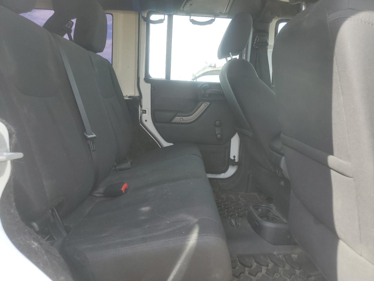 2017 Jeep Wrangler Unlimited Sport VIN: 1C4BJWDG6HL697992 Lot: 65270185