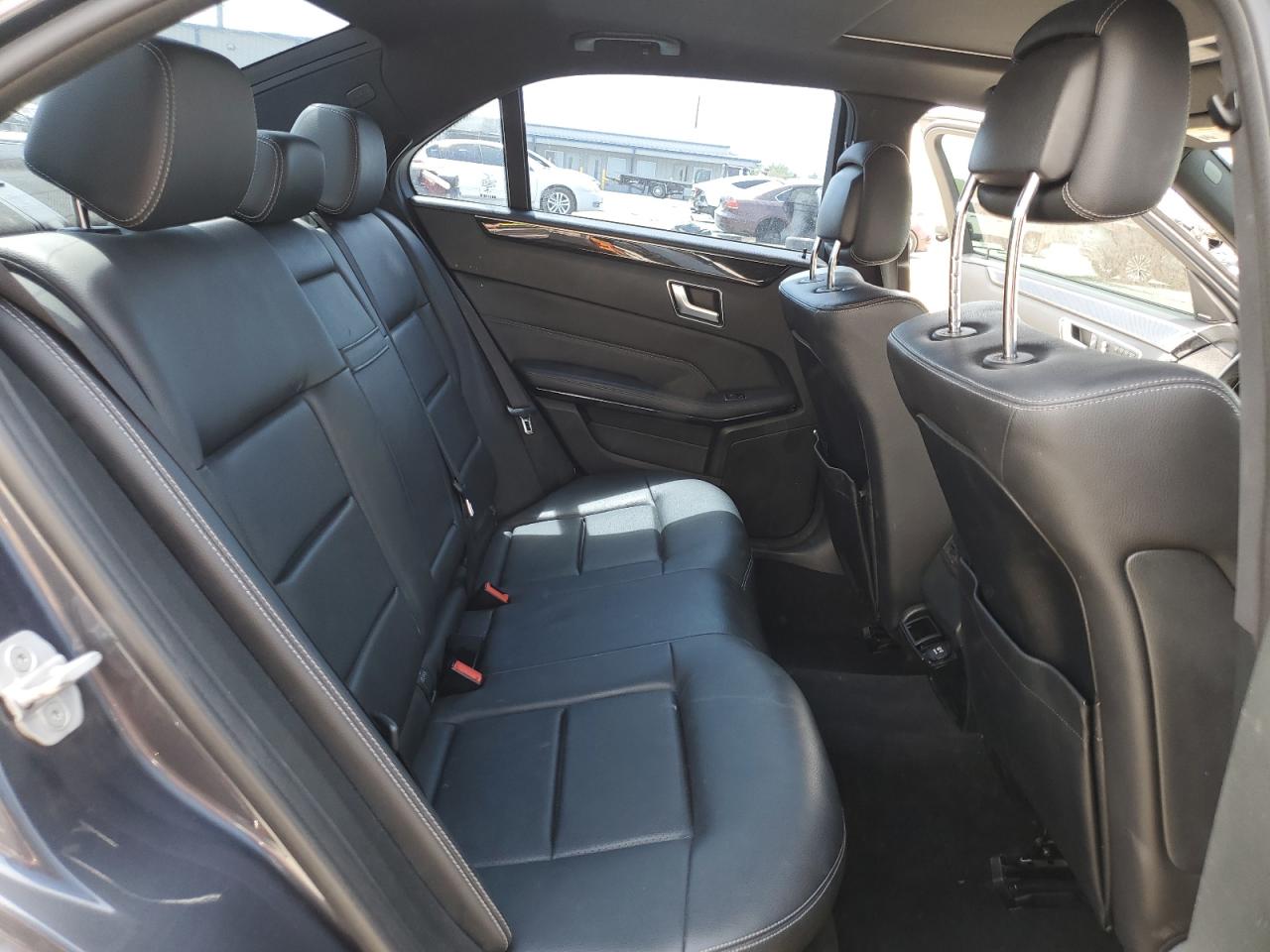 2016 Mercedes-Benz E 350 VIN: WDDHF5KBXGB215421 Lot: 65208085