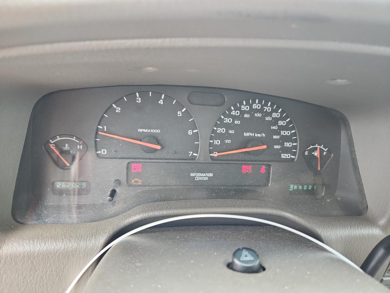 2003 Dodge Durango Sport VIN: 1D4HS38N53F623889 Lot: 63984415