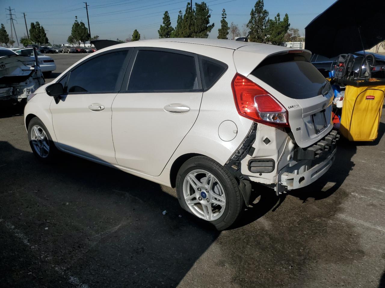 3FADP4EJ6HM104321 2017 Ford Fiesta Se