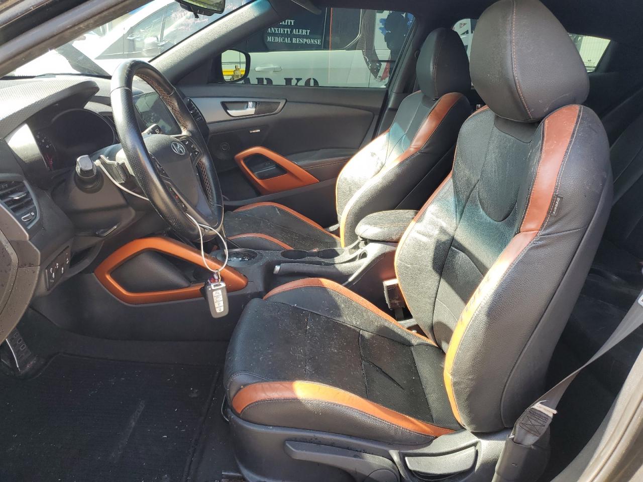 kmhtc6aexhu313865 KMHTC6AEXHU313865 2017 Hyundai Veloster Turbo