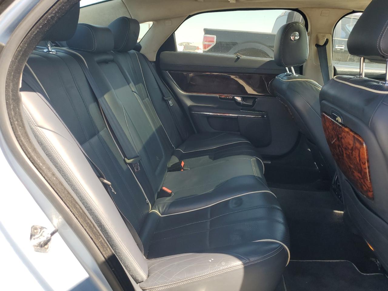 2011 Jaguar Xjl VIN: SAJWA2GB1BLV04778 Lot: 63715395