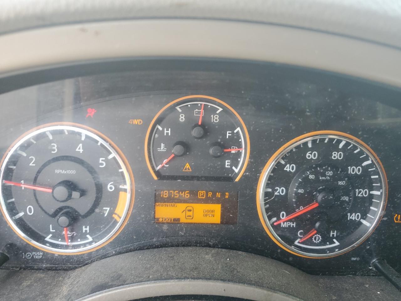 2011 Nissan Armada Platinum VIN: 5N1AA0NE8BN618917 Lot: 62392125