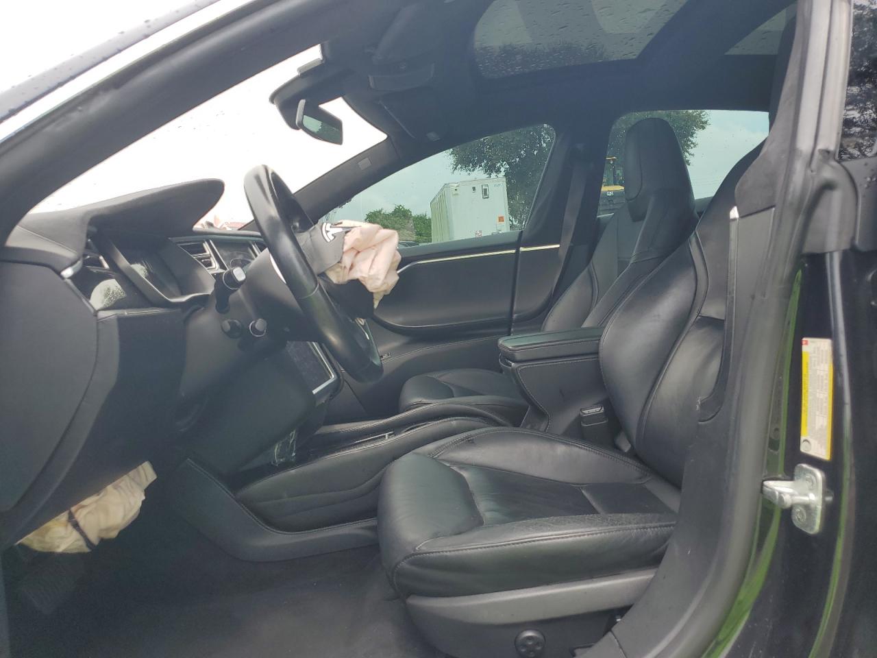 2016 Tesla Model S VIN: 5YJSA1E20GF132323 Lot: 64939945