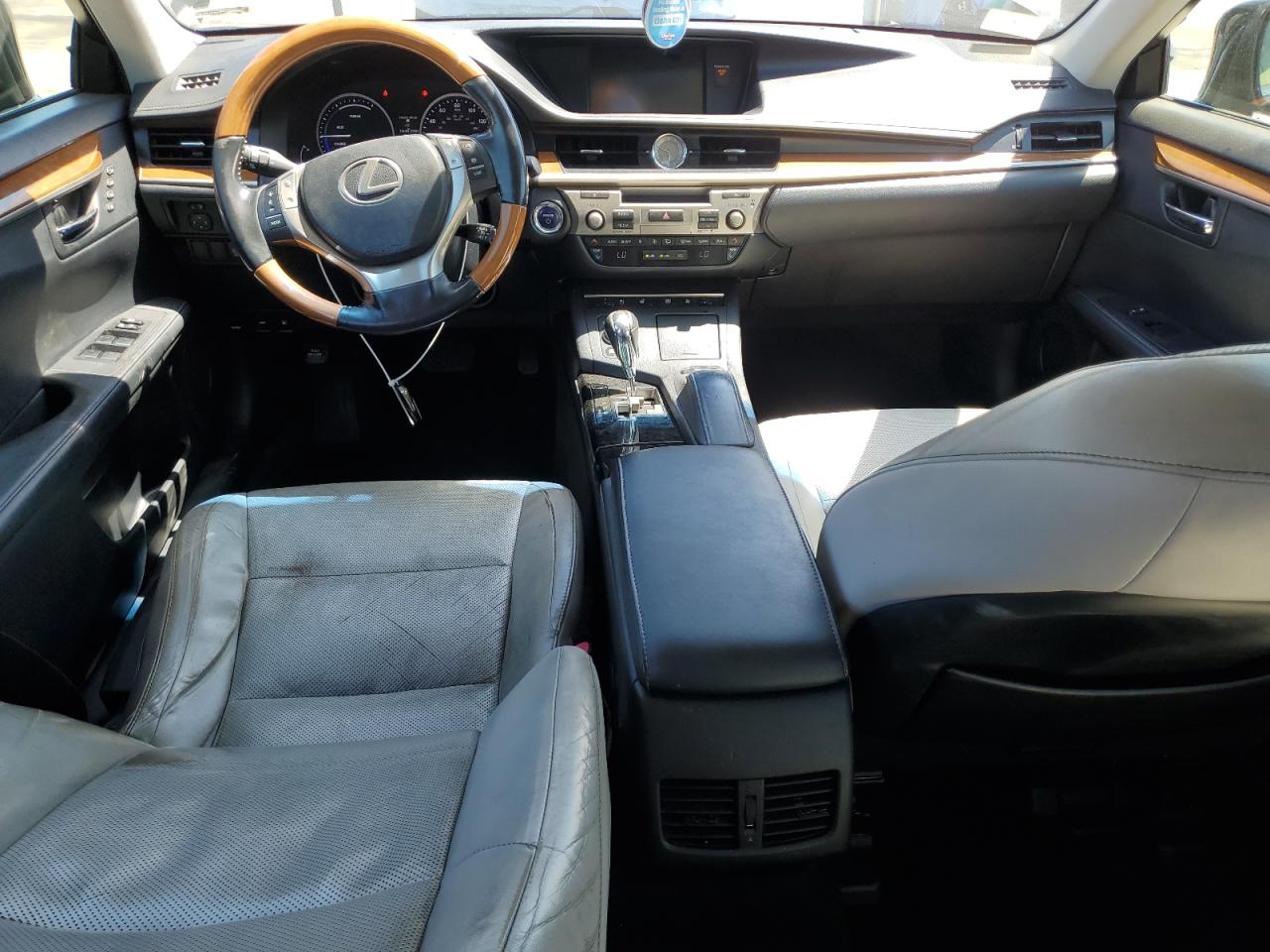 jthbw1gg3f2085444 JTHBW1GG3F2085444 2015 Lexus Es 300H