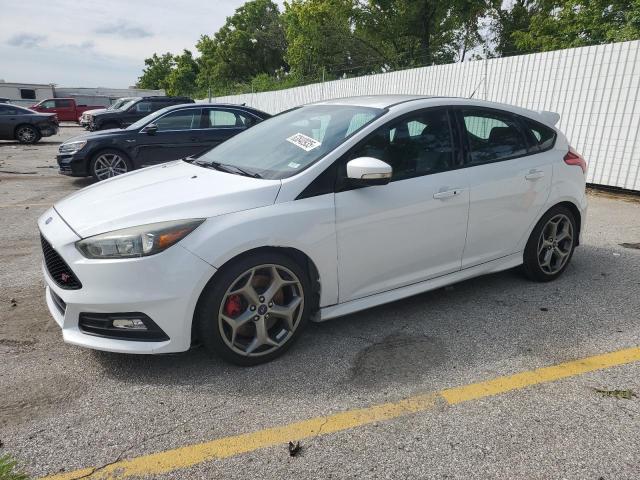  FORD FOCUS 2017 White