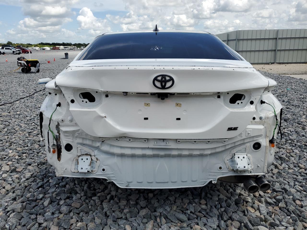 2020 Toyota Camry Se VIN: 4T1G11AK2LU381523 Lot: 64955855