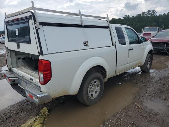 Pickups NISSAN FRONTIER 2016 Biały