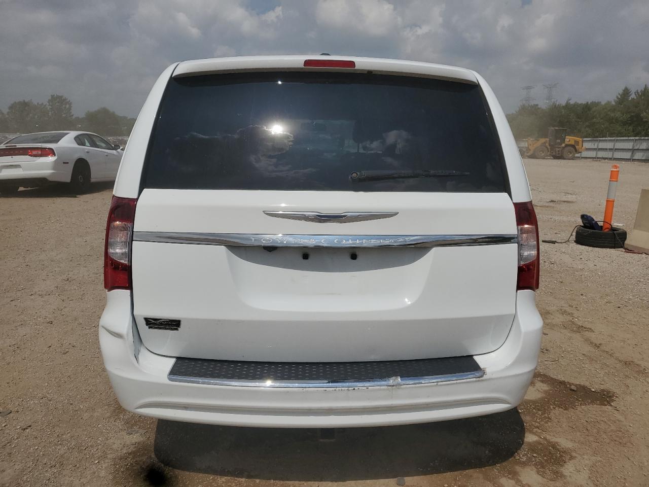 2015 Chrysler Town & Country Touring VIN: 2C4RC1BG4FR628222 Lot: 64839755