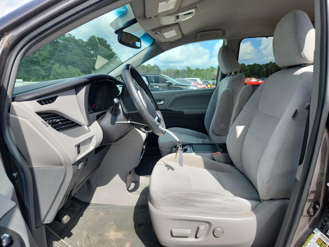 2015 Toyota Sienna Le VIN: 5TDJK3DC5FS127224 Lot: 65154475