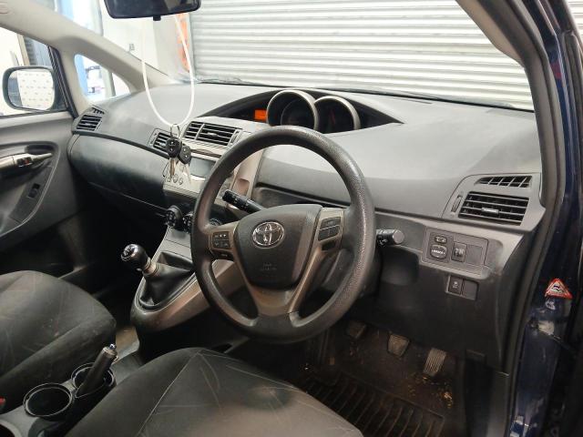 2010 TOYOTA VERSO T2 V