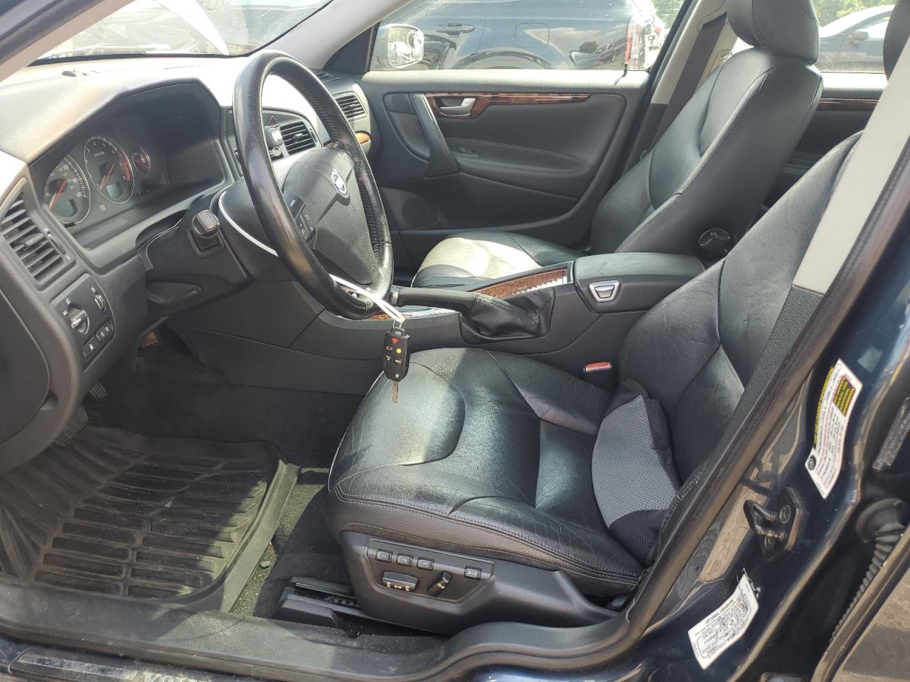 2005 Volvo S60 2.5T VIN: YV1RS592652473345 Lot: 64978765
