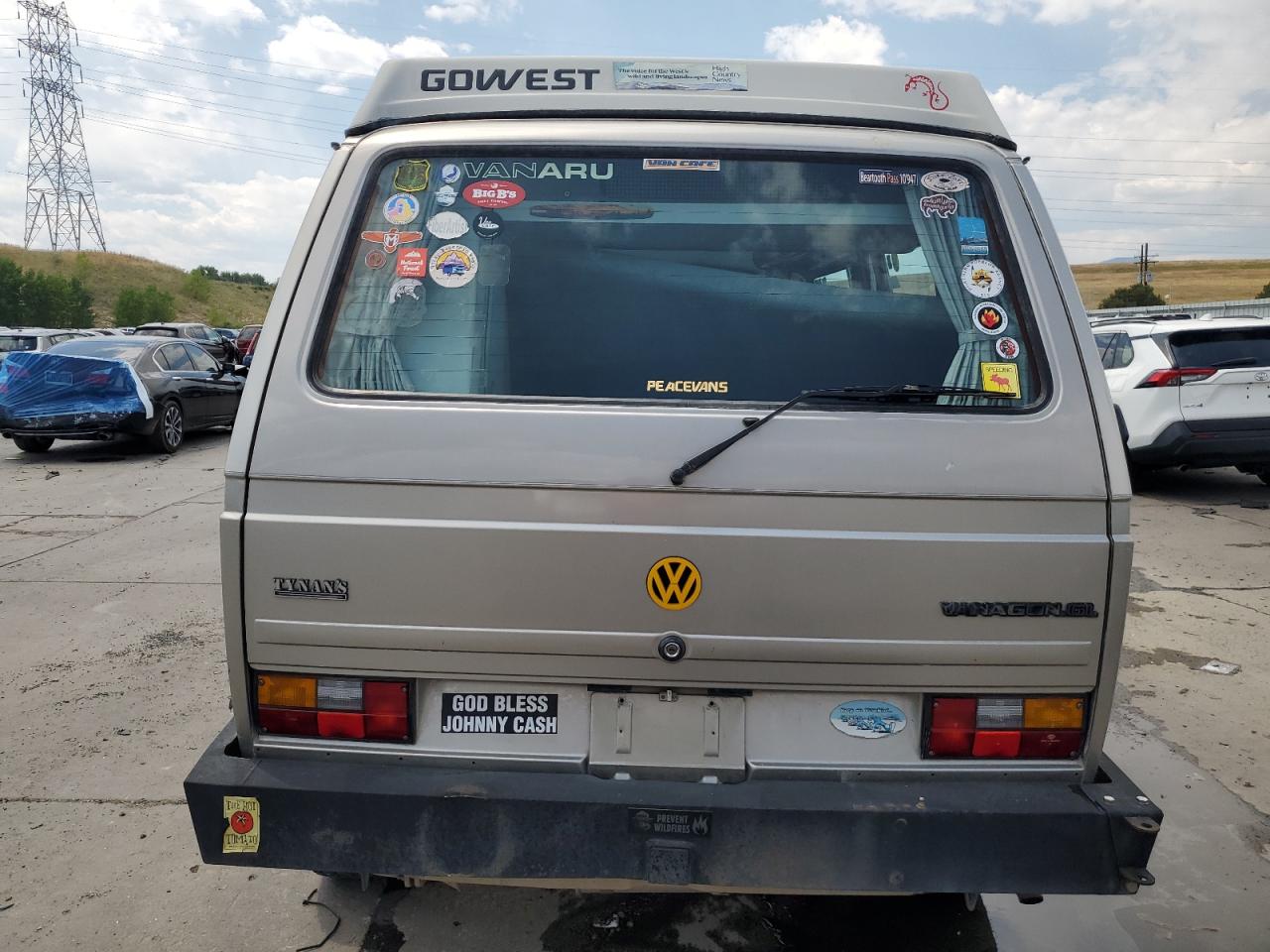 1991 Volkswagen Vanagon Campmobile VIN: WV2ZB0250MG010276 Lot: 64619265