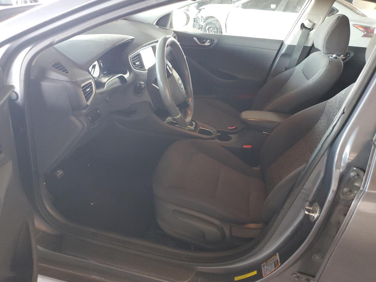 2018 Hyundai Ioniq Blue VIN: KMHC65LC8JU066476 Lot: 64273995