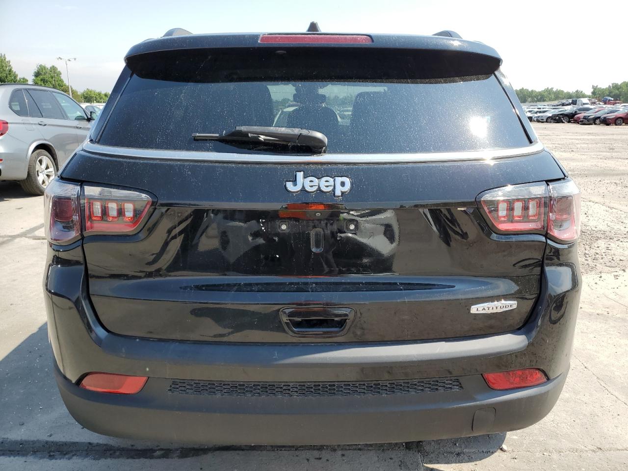 2022 Jeep Compass Latitude VIN: 3C4NJCBB8NT138642 Lot: 64858235