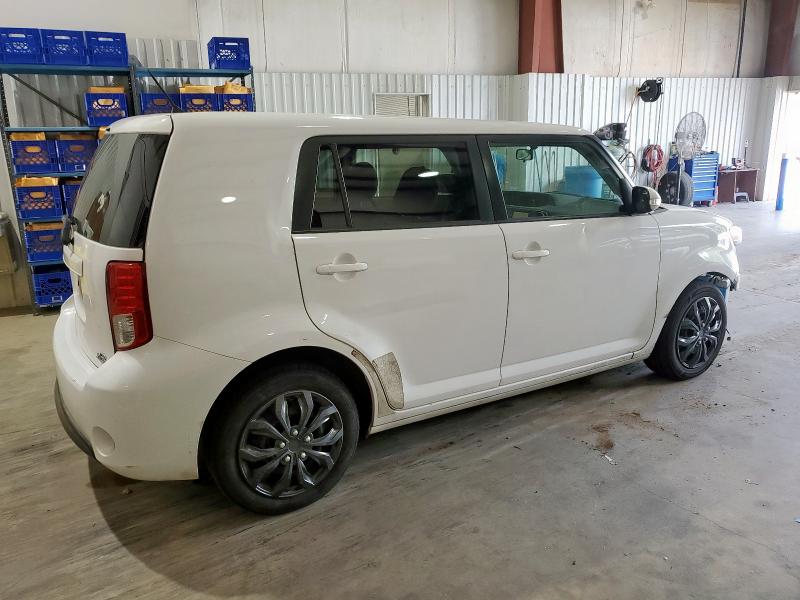  TOYOTA SCION 2015 White