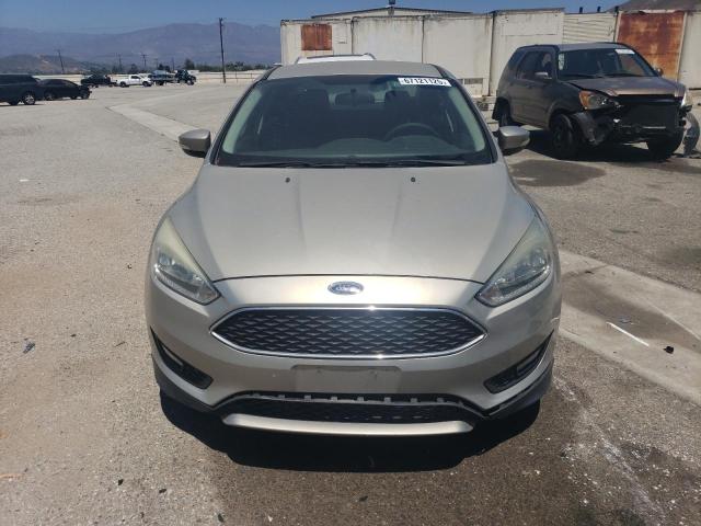 Sedans FORD FOCUS 2015 tan