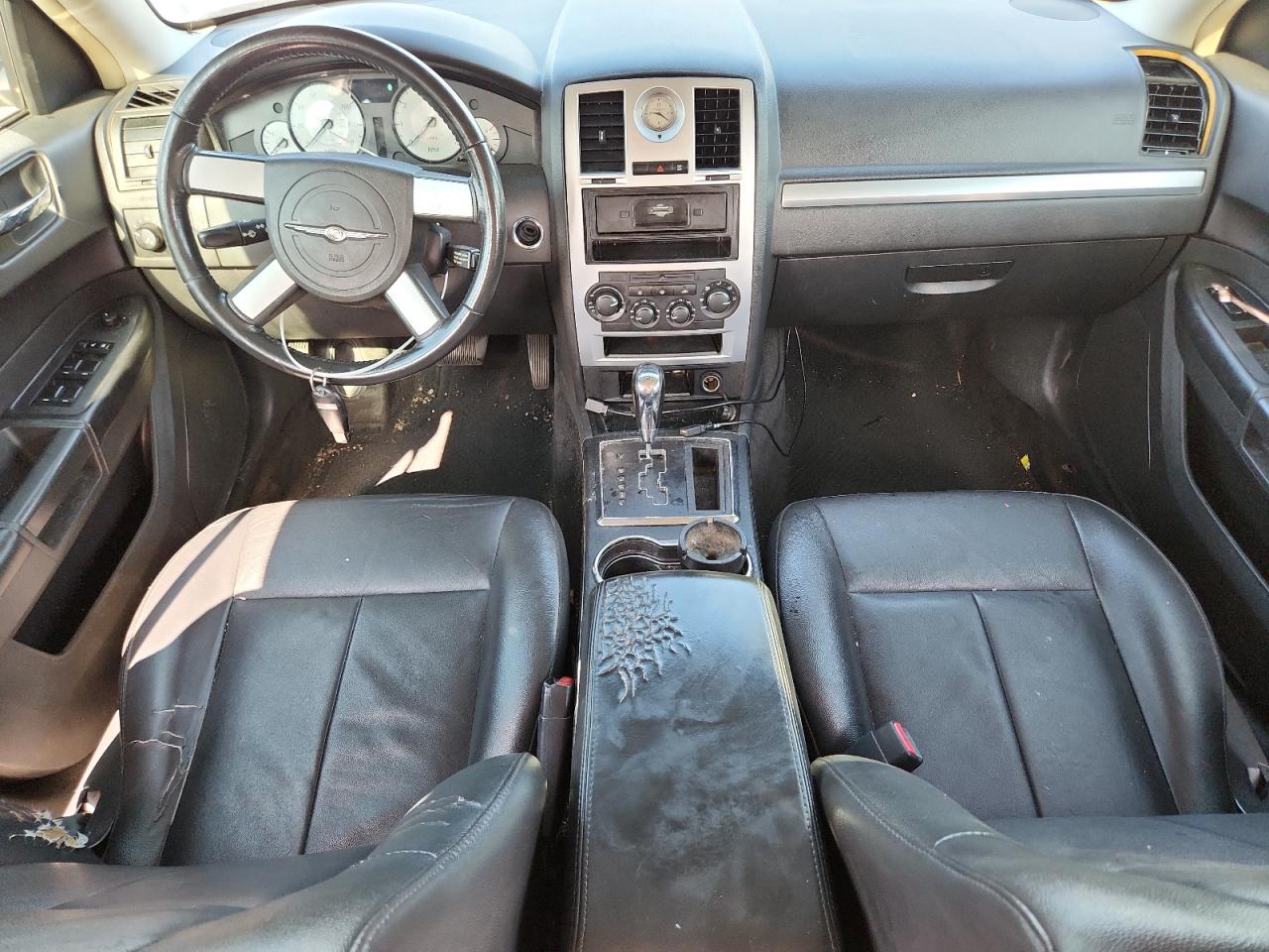 2010 Chrysler 300 Touring VIN: 2C3CA5CV7AH209543 Lot: 65643645