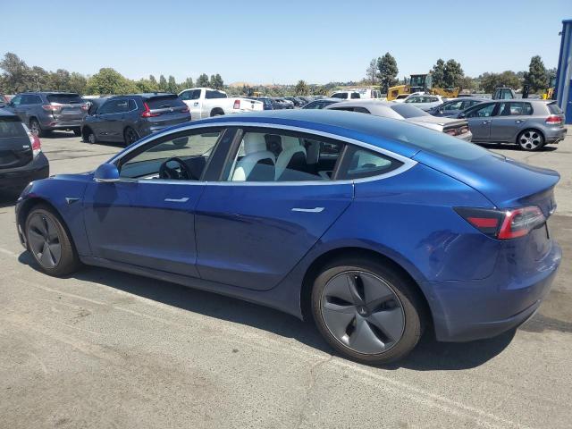  TESLA MODEL 3 2019 Синий