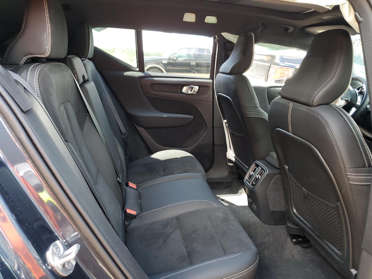 2022 Volvo Xc40 P8 Recharge Plus VIN: YV4ED3UR9N2712682 Lot: 64725075