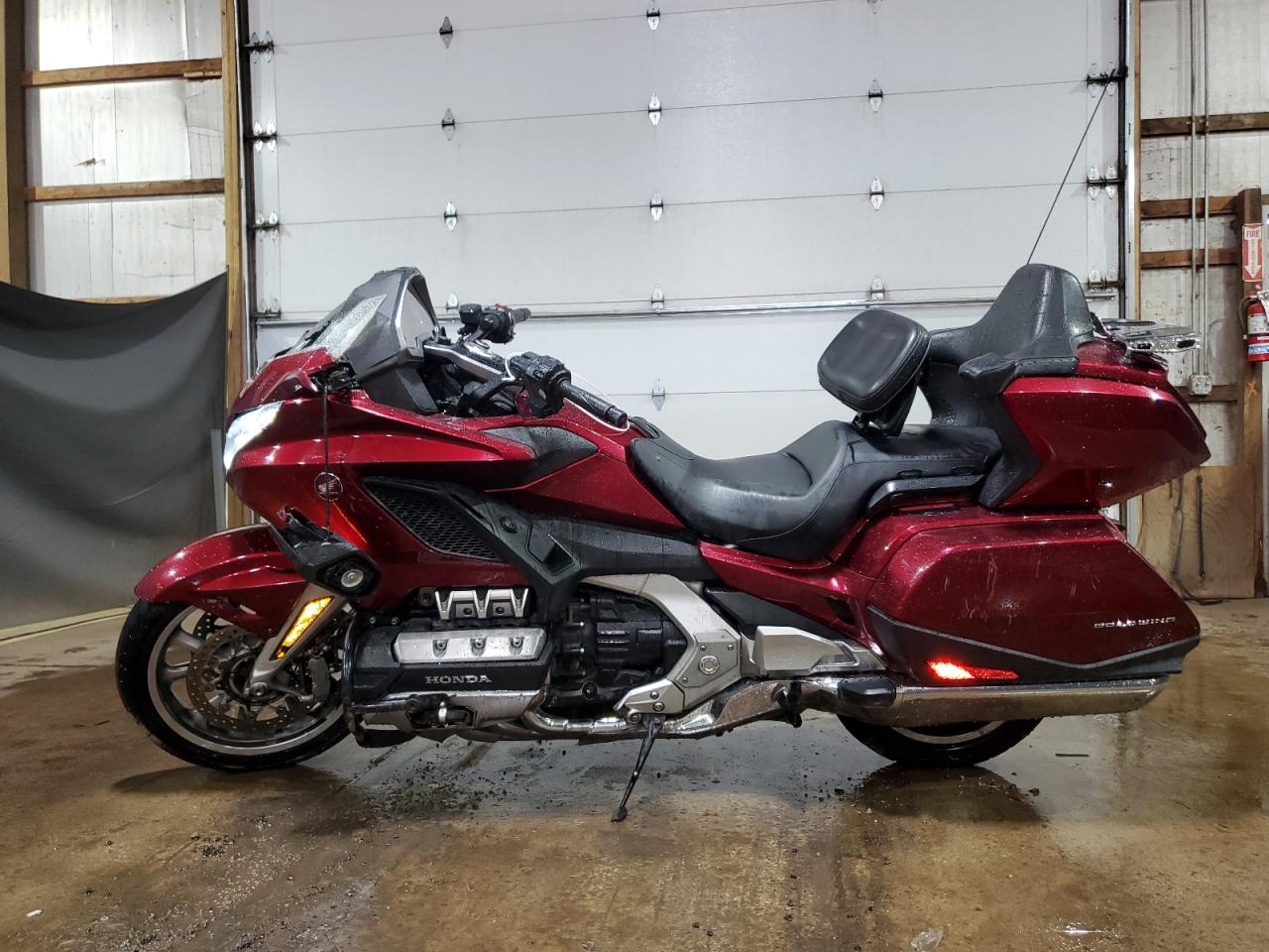 2018 Honda Gl1800 D VIN: JH2SC7950JK000293 Lot: 63642445