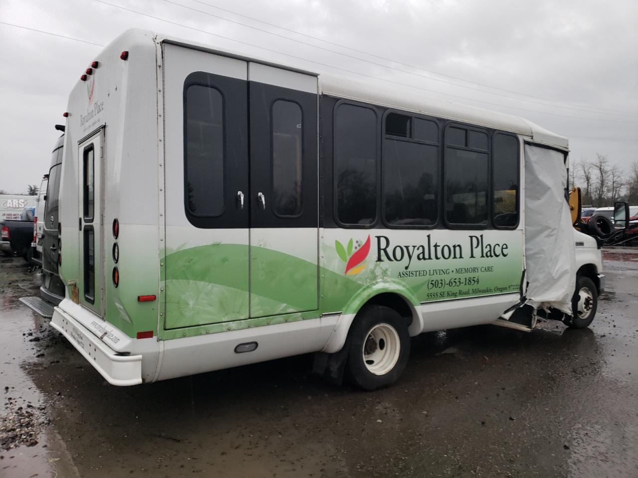 2016 Ford Econoline E350 Super Duty Cutaway Van VIN: 1FDEE3FS2GDC05223 Lot: 63613935