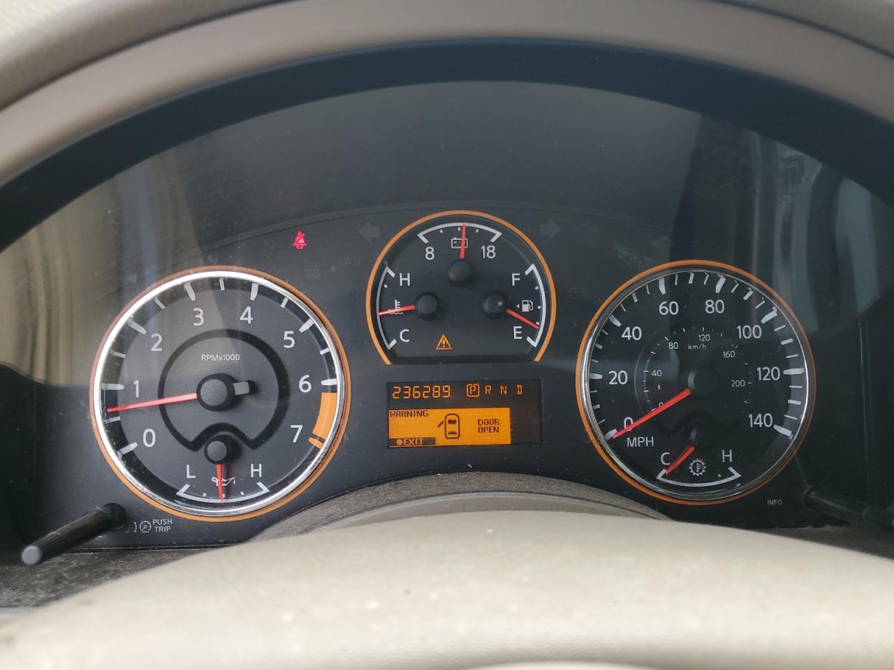 2011 Nissan Armada Sv VIN: 5N1BA0ND7BN605829 Lot: 63602365