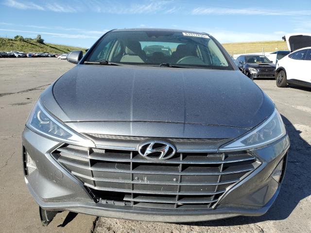  HYUNDAI ELANTRA 2019 Srebrny