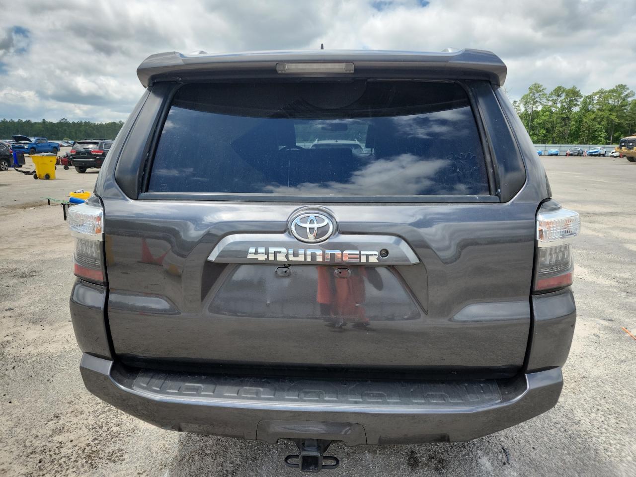 2018 Toyota 4Runner Sr5 VIN: JTEZU5JR5J5165466 Lot: 63244085