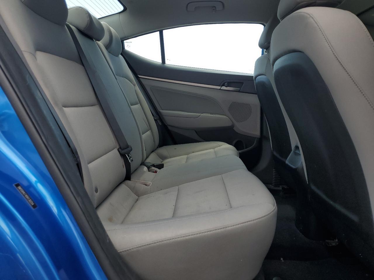 5NPD84LFXHH130254 2017 Hyundai Elantra Se