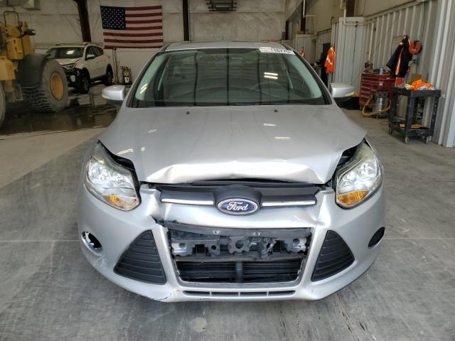  FORD FOCUS 2013 Srebrny