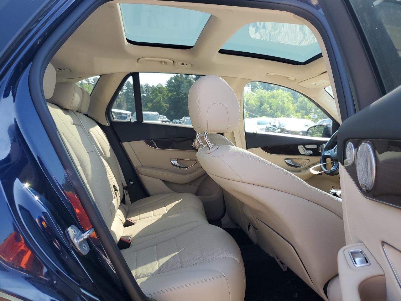 2017 Mercedes-Benz Glc 300 4Matic VIN: WDC0G4KB6HF173896 Lot: 62641225