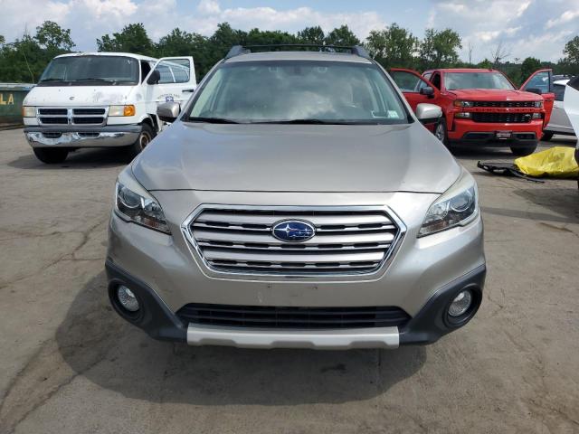  SUBARU OUTBACK 2017 Кремовый