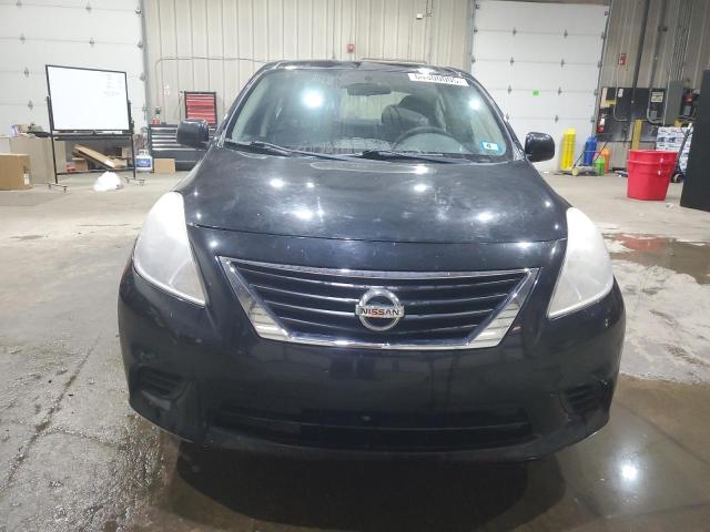 NISSAN VERSA 2014 Czarny