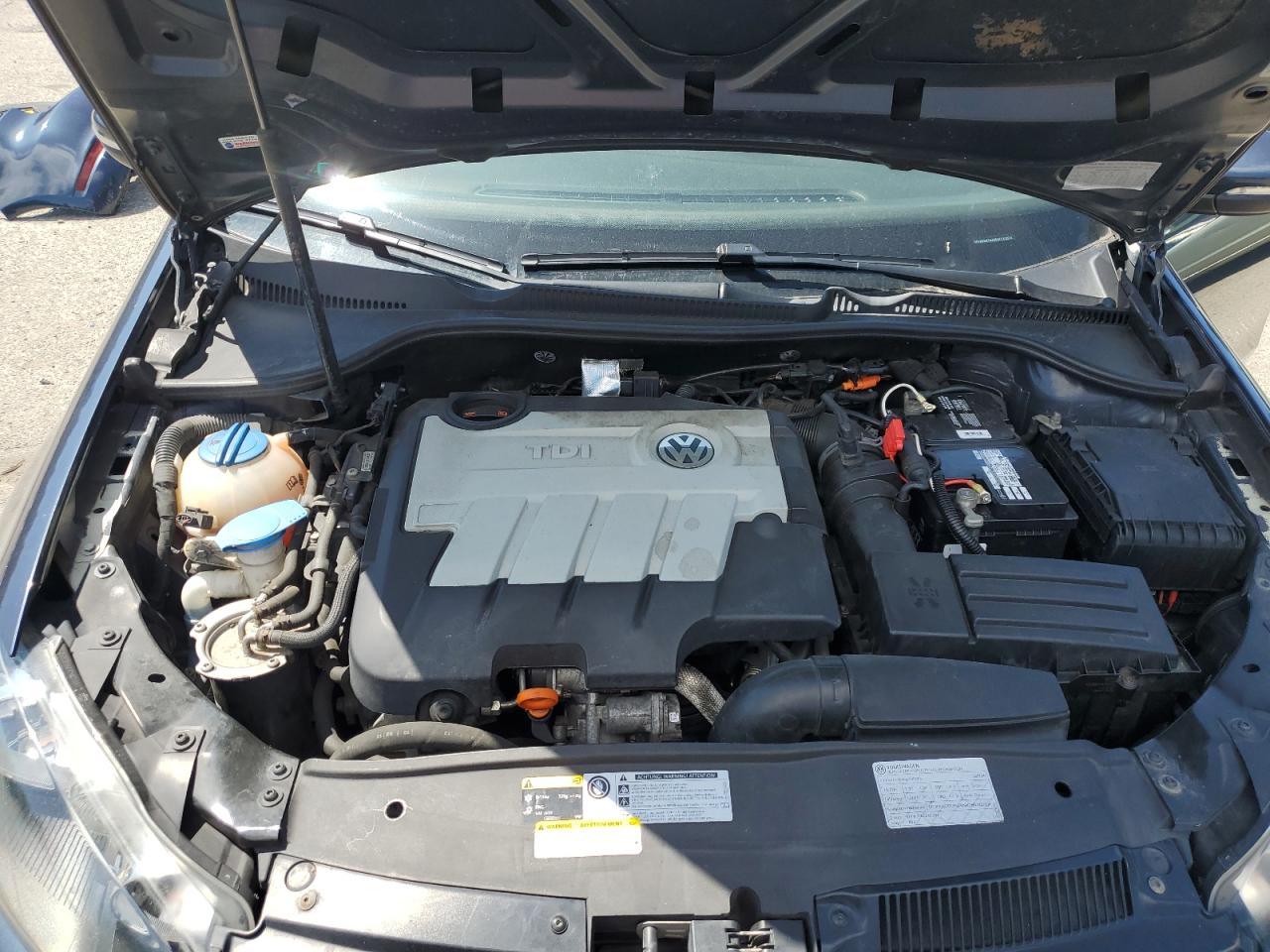 2013 Volkswagen Golf VIN: WVWNM7AJ0DW132074 Lot: 64827005