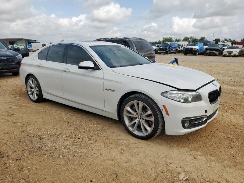  BMW 5 SERIES 2016 Белы
