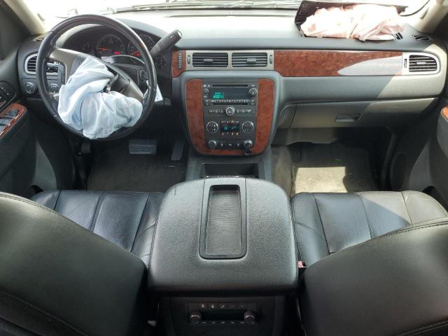  CHEVROLET SUBURBAN 2014 Biały
