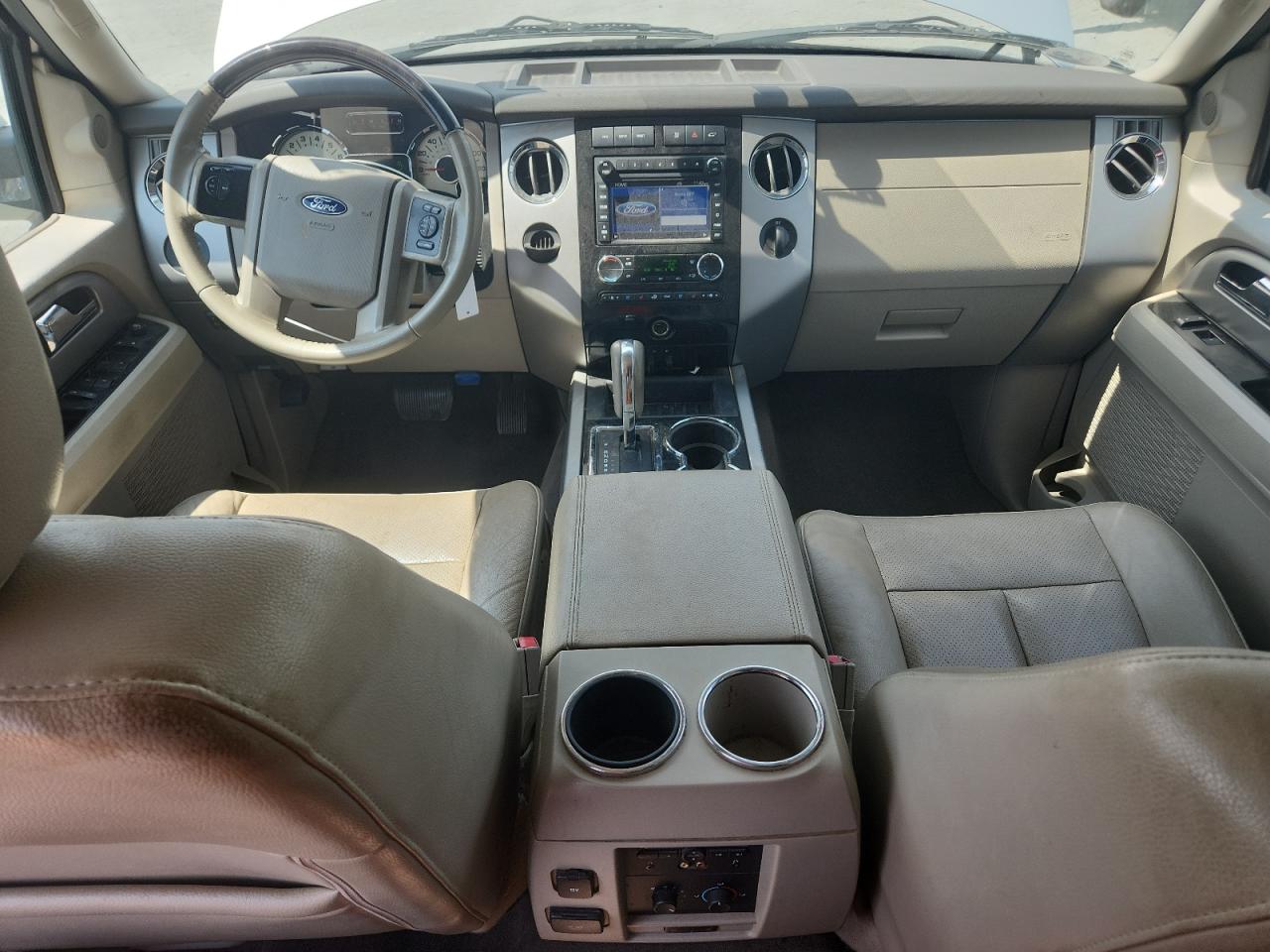2013 Ford Expedition Limited VIN: 1FMJU1K59DEF23089 Lot: 63058345