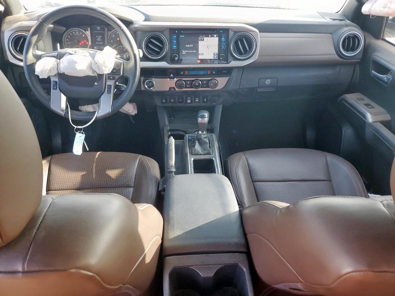 2018 Toyota Tacoma Double Cab VIN: 5TFEZ5CN8JX058981 Lot: 64177745