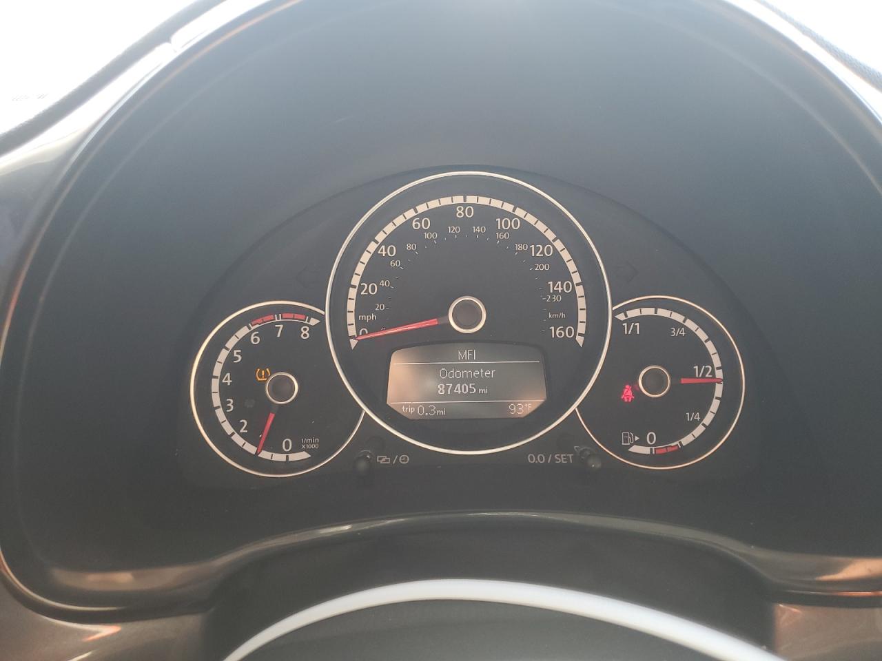 2016 Volkswagen Beetle 1.8T VIN: 3VWF17AT2GM638103 Lot: 65995545