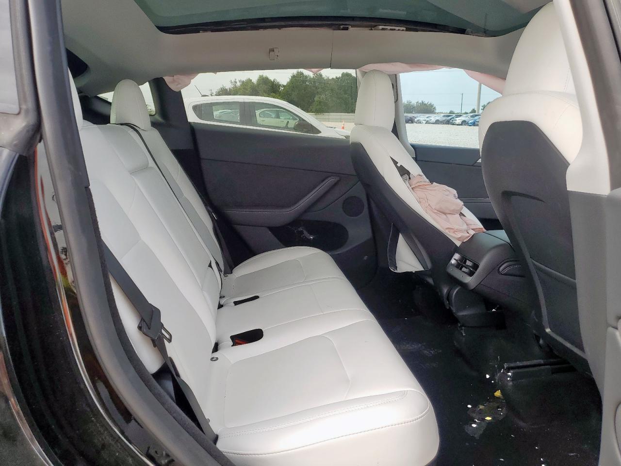 2023 Tesla Model Y VIN: 7SAYGDEE5PA168500 Lot: 63228175