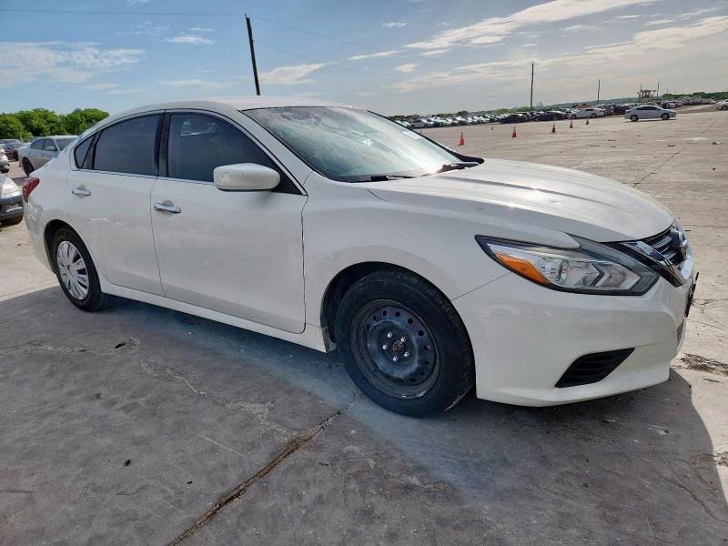  NISSAN ALTIMA 2018 Белы