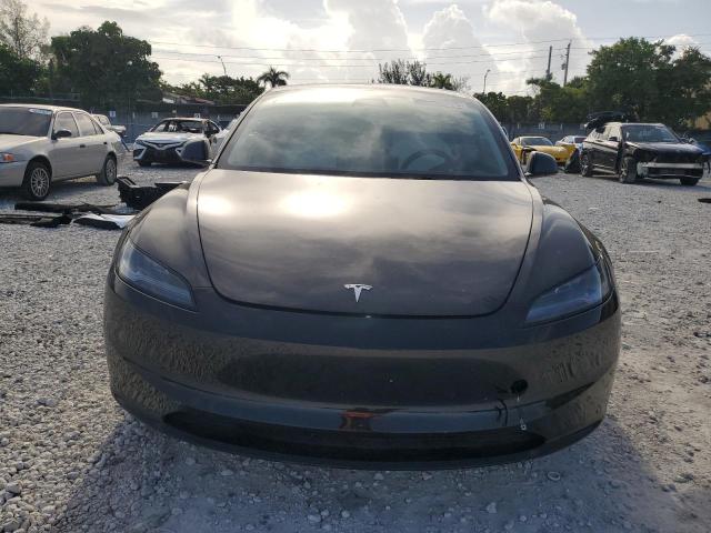  TESLA MODEL 3 2024 Czarny