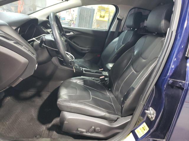 Hatchbacks FORD FOCUS 2016 Granatowy