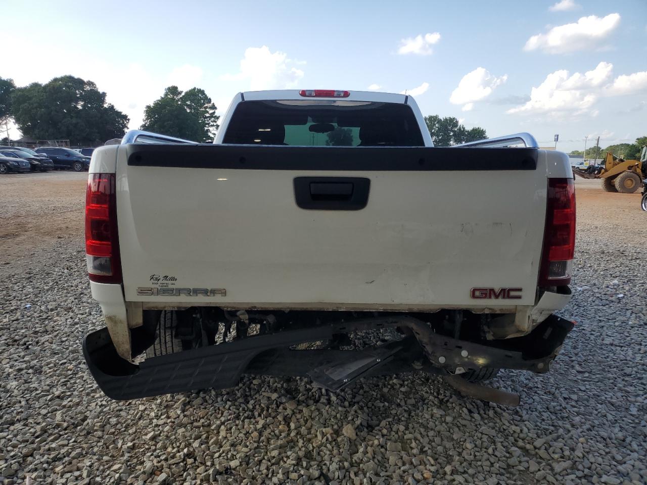 2008 GMC Sierra C1500 VIN: 1GTEC14X78Z332972 Lot: 65357575