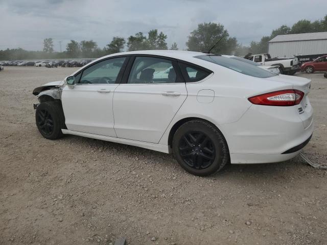Sedans FORD FUSION 2015 Biały