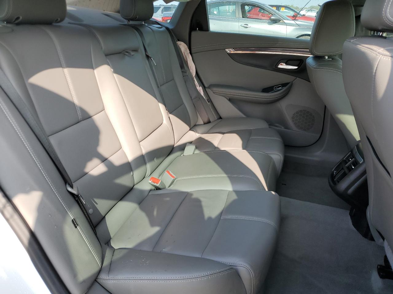 2018 Chevrolet Impala Lt VIN: 2G1105S3XJ9106707 Lot: 64398975
